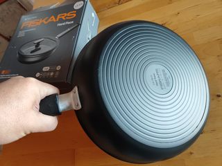Fiskars padella ceramica antiadriente -Nuova