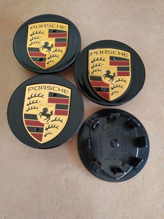 Coprimozzi neri per cerchi PORSCHE Macan