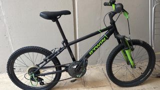Bicicleta infantil B'TWIN nera e verde 20 pollici