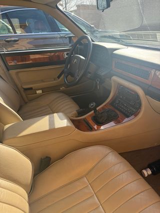 Jaguar XJ6 1988 historico