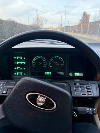 Jaguar XJ6 1988 historico