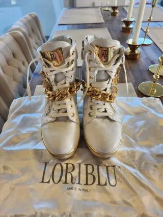 Loriblu Zapatillas Blancas Lujo Cadena Dorada