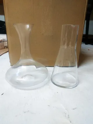 Juego de 2 jarrones de cristal para vino
