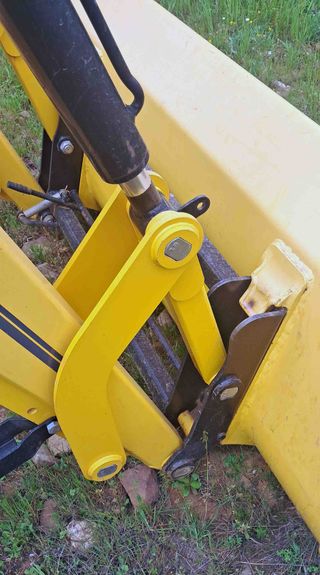 Pala y cazo tractor Lopez Garrido LG-0-600.