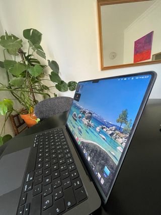 MacBook Pro 14 M5 512GB 16GB RAM