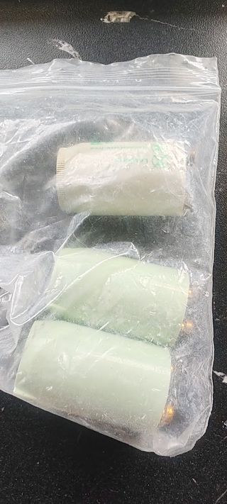 Lote componentes eletrônicos, bateria e fita métri