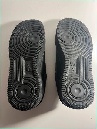Nike Air Force 1 Low '07 Negras Talla 44