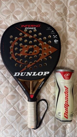 Set di attrezzatura per padel con paletero Bullpadel, 3 racchette e palle