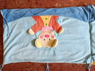 Chichonera para cuna con diseño de circo animales