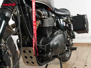 TRIUMPH SCRAMBLER 900 4T