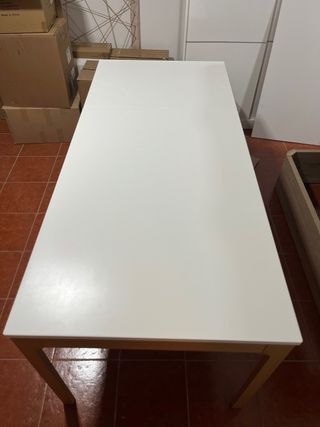 Mesa de comedor extensible EKEDALEN