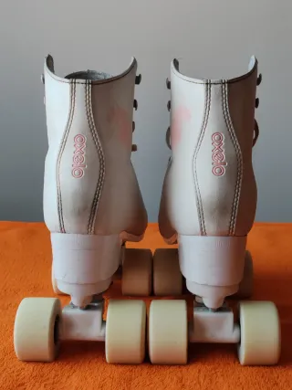 PATINES 4 Ruedas Talla 38