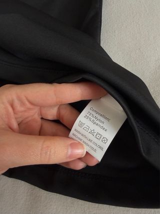 Conjunto deportivo Alo camiseta y short Talla XS