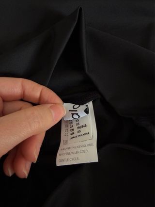 Conjunto deportivo Alo camiseta y short Talla XS