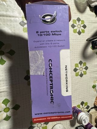 Conceptronic 8-Port 10/100 Mbps Switch