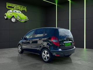 Mercedes-Benz Clase A 160 Blue Efficiency Exclusive Edition 70 kW (95 CV)