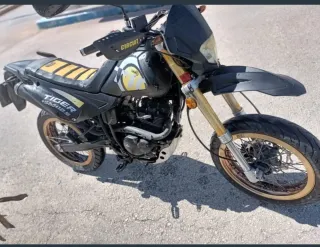 Moto cross  SM 125 Supermotard