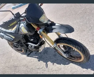 Moto cross  SM 125 Supermotard