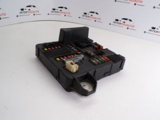 CAJA DE FUSIBLES RENAULT 8200306033B S118399300K