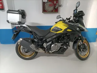Suzuki V-Strom 650 XT Adventure Moto