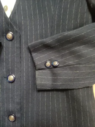 Conjunto americana y blusa talla 42