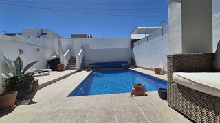 Casa pareada en venta en San Miguel de Salinas
