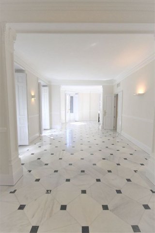 Piso en alquiler en Recoletos en Madrid