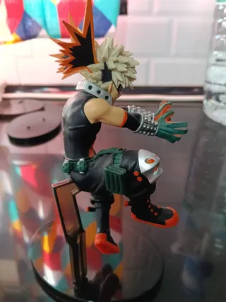 Figura Anime Katsuki Bakugo