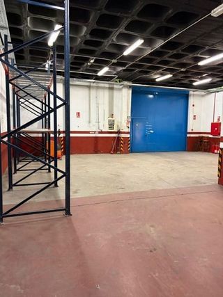 Nave industrial en alquiler en Valdebebas - Valdefuentes en Madrid