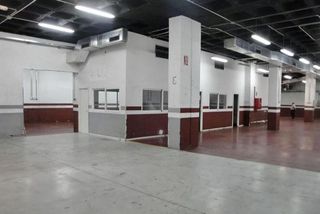 Nave industrial en alquiler en Valdebebas - Valdefuentes en Madrid