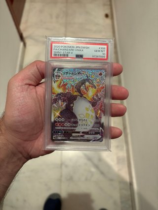 Charizard VMAX Shiny Star V PSA 10 GEM MT