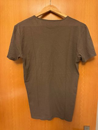 T-shirt Zara Castanho Tamanho M