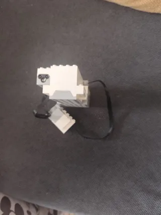 Lego Hub con sensor y motor