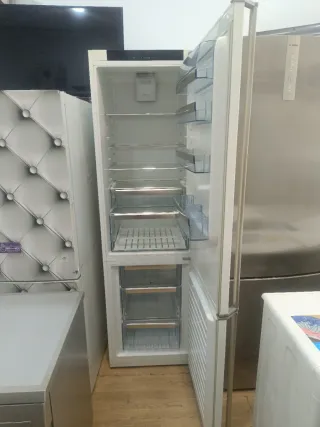 Nevera AEG Blanca con Garantía y Transporte