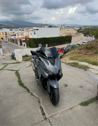 Yamaha TMAX 530