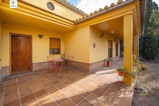 Chalet en venta en Alhendín