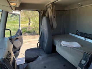 Renault PREMIUM PORTACOCHES