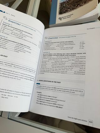 Libros uned en buen estado