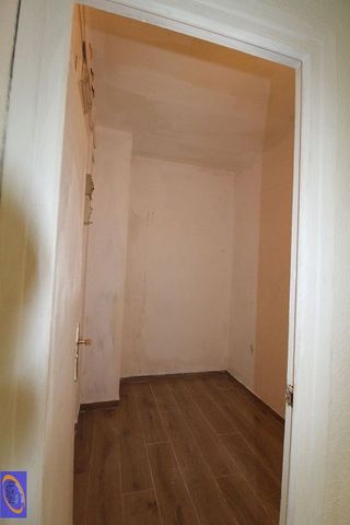 Local comercial en venta en La Constitución - Canaleta en Mislata