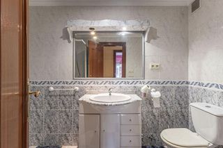 Piso en venta en Barrio de Zaidín en Granada