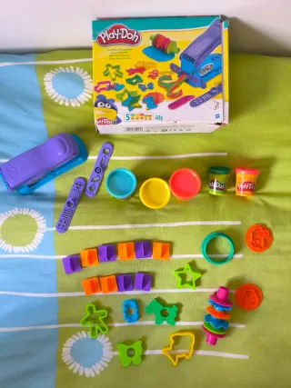 Play-Doh Create 'n Canister 45+ Piezas