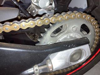 Ducati 749, cambio por hyperstrada o hypermotard