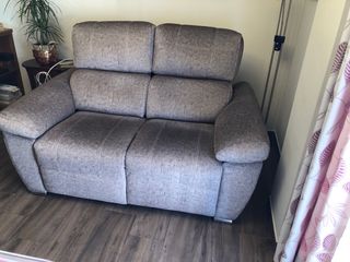 REBAJADO. Sofá 2 Plazas Eléctrico Reclinable Gris.