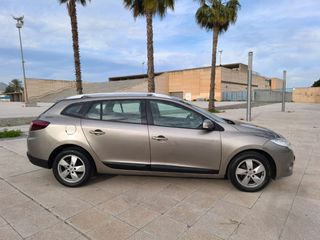RENAULT Megane Sp. Tou. Dyn. dCi 110 Aut. EDC eco2