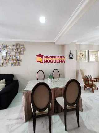 Casa adosada en venta en Écija