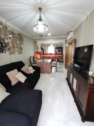 Casa adosada en venta en Écija