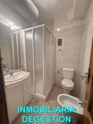 Piso en venta en Linares