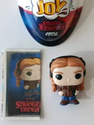 Figura Kinder Joy Stranger Things
