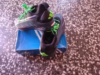 Zapatillas Baloncesto Adidas Negras y Verdes