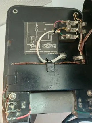 Teléfono antiguo Standard Electrica pared negro